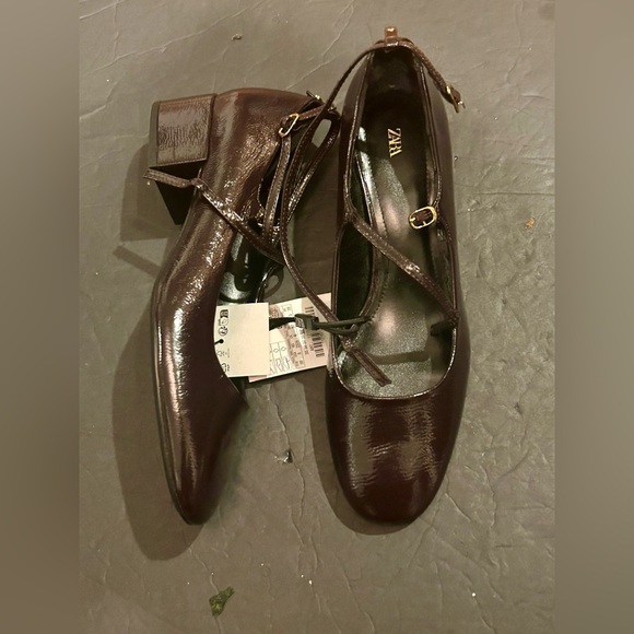 Zara Brown double strap patent shoes size 8 NWT - Picture 1 of 8